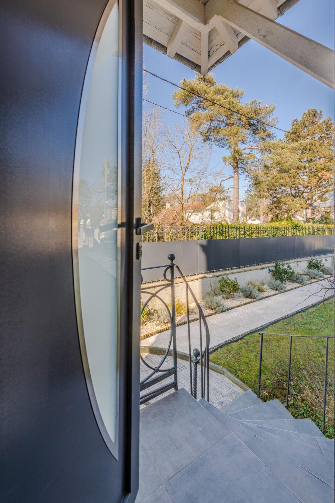 Jungle - Magnifique Appartement Avec Parking Prive - Paris-Disney & Cdg A 25 Minutes Pomponne Exterior foto