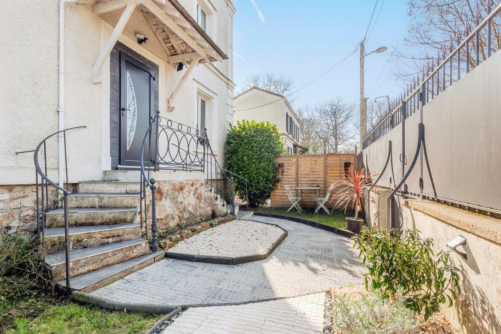 Jungle - Magnifique Appartement Avec Parking Prive - Paris-Disney & Cdg A 25 Minutes Pomponne Exterior foto